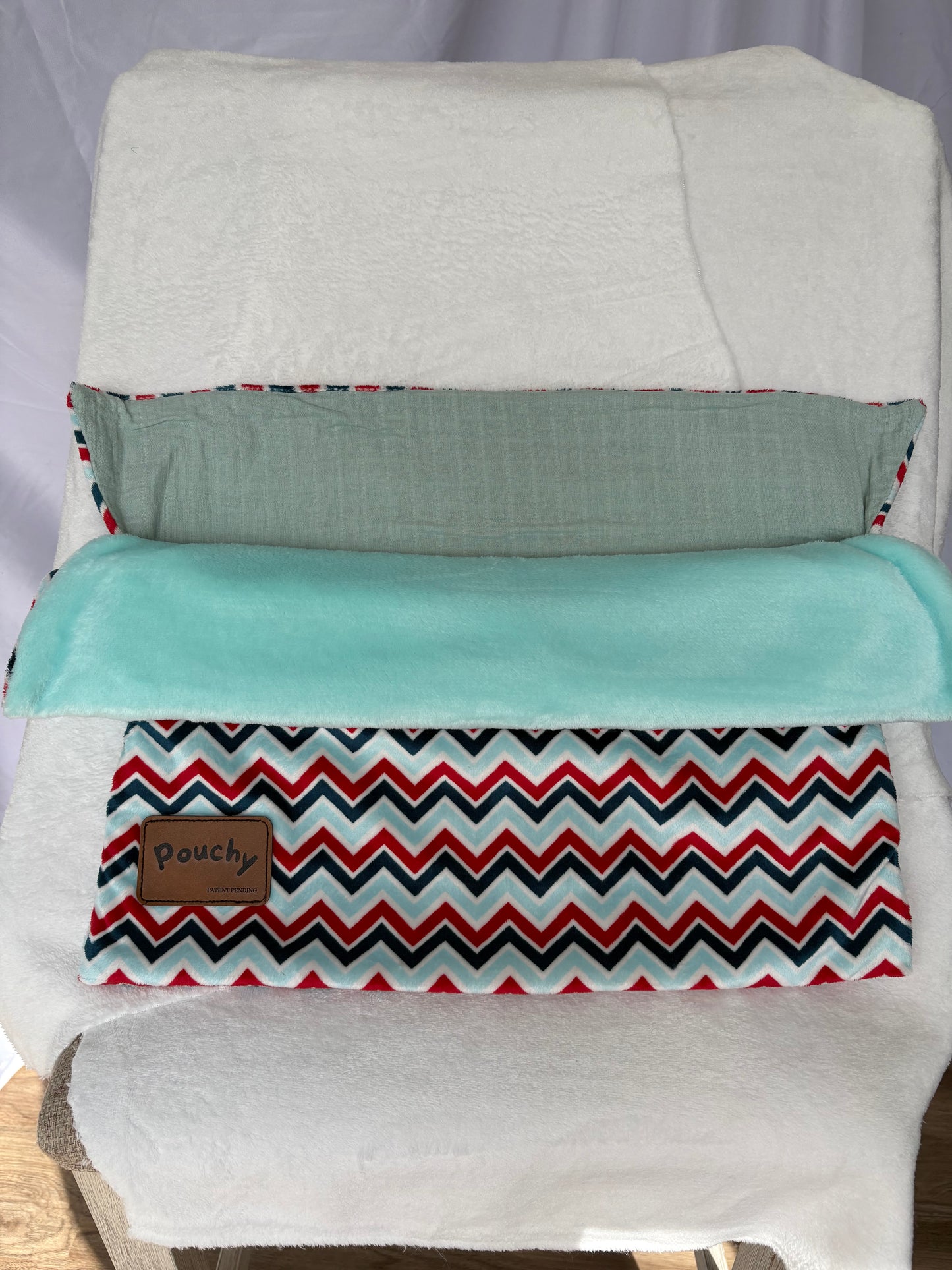 Zigzag Pouchy