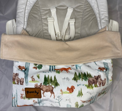 Pine and Paw Pouchy