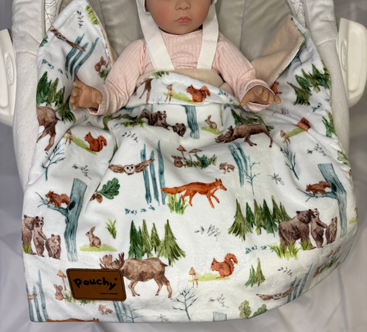 Pine and Paw Pouchy