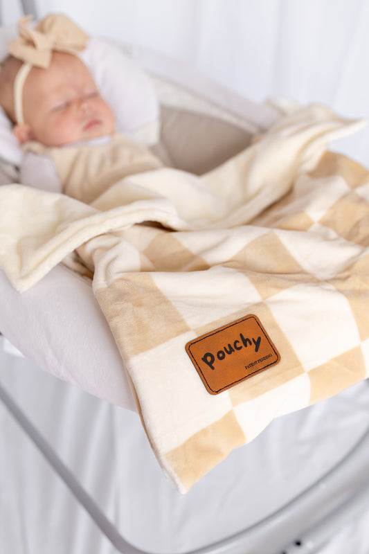 Checkered cozy Pouchy