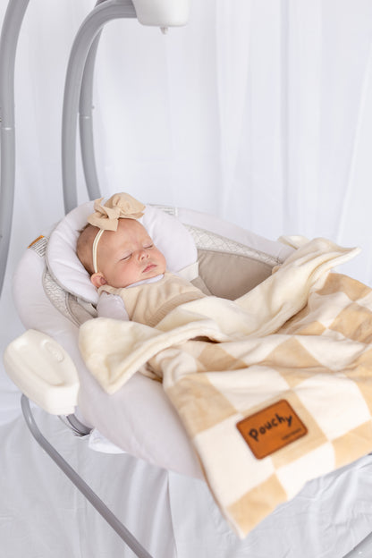 Checkered cozy Pouchy