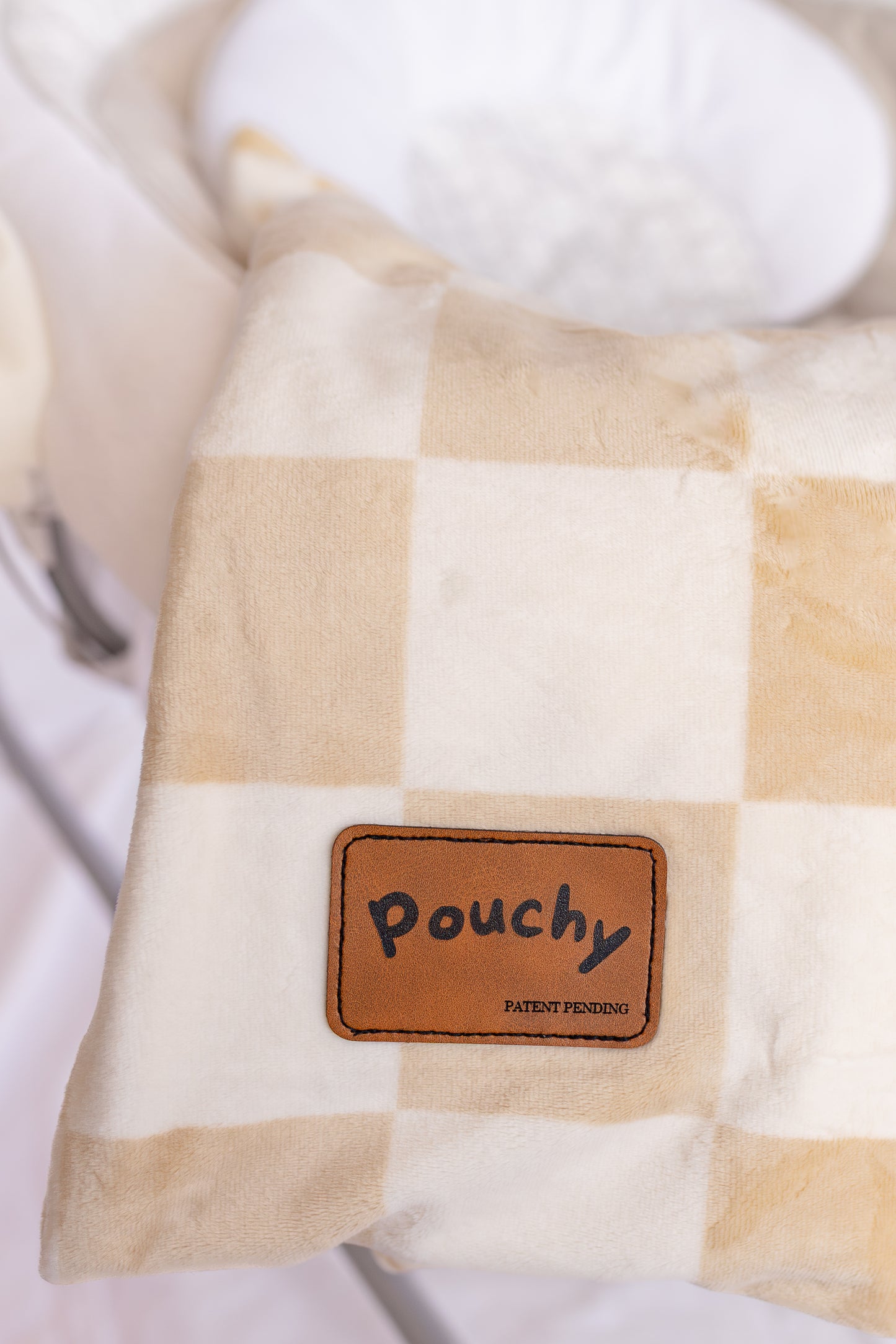 Checkered cozy Pouchy